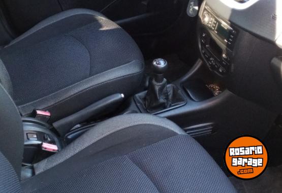 Autos - Peugeot 207 compat 2012 Nafta 158000Km - En Venta