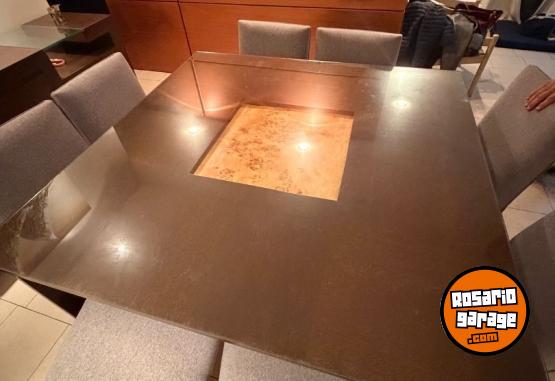 Hogar - Juego mesa y 8 sillas madera impecable - En Venta