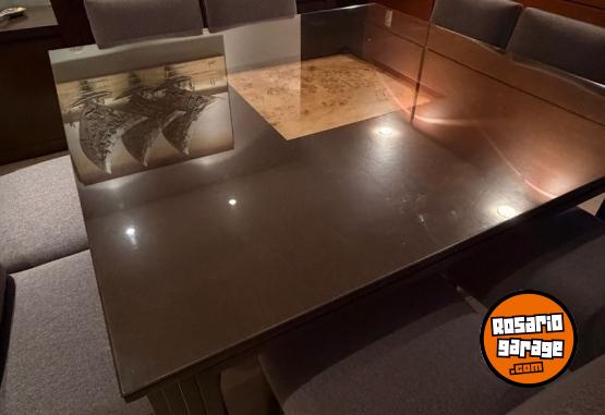 Hogar - Juego mesa y 8 sillas madera impecable - En Venta