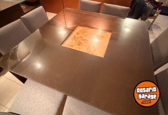 Hogar - Juego mesa y 8 sillas madera impecable - En Venta