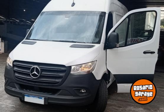 Utilitarios - Mercedes Benz Sprinter 2023 Diesel 61800Km - En Venta