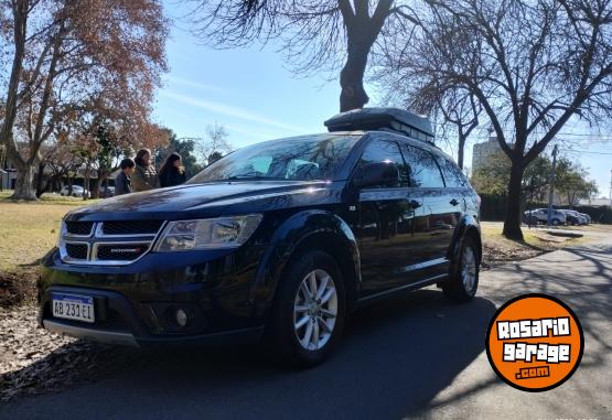 Camionetas - Dodge Journey SXT 2017 Nafta 165000Km - En Venta