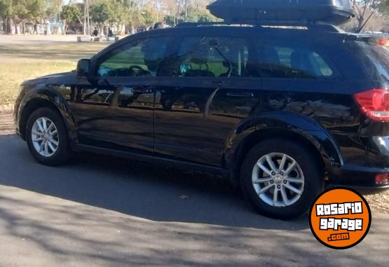 Camionetas - Dodge Journey SXT 2017 Nafta 165000Km - En Venta