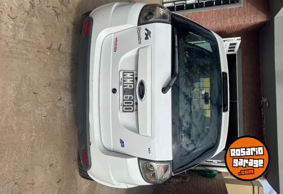 Autos - Ford Ka 2013 Nafta 122000Km - En Venta
