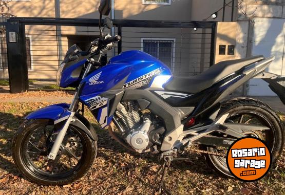 Motos - Honda Twister 250 2022 Nafta 25000Km - En Venta