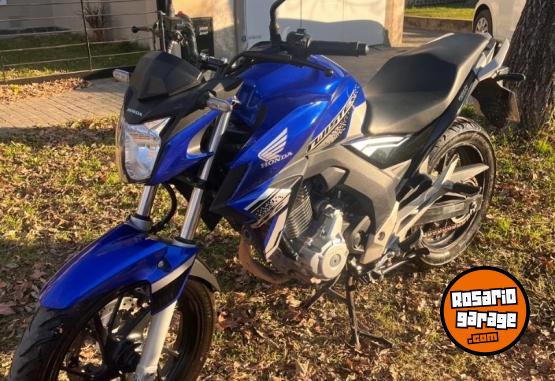 Motos - Honda Twister 250 2022 Nafta 25000Km - En Venta