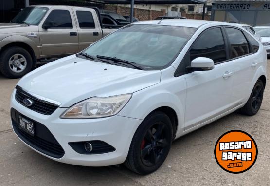 Autos - Ford Focus Trend 1.6 MT 2011 Nafta 205000Km - En Venta