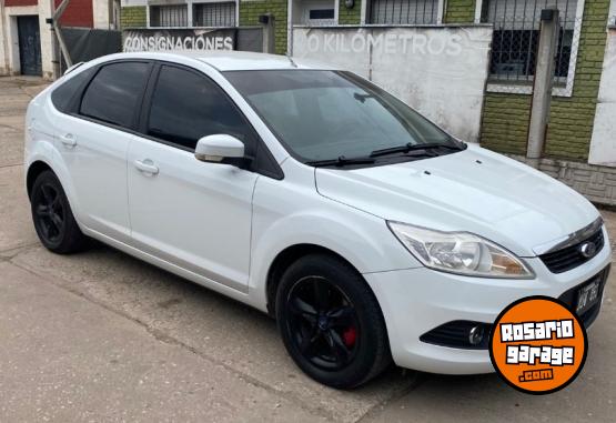 Autos - Ford Focus Trend 1.6 MT 2011 Nafta 205000Km - En Venta