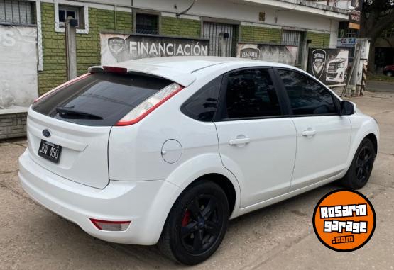 Autos - Ford Focus Trend 1.6 MT 2011 Nafta 205000Km - En Venta
