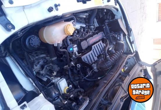 Camionetas - Chevrolet montana 2012 Nafta 140000Km - En Venta