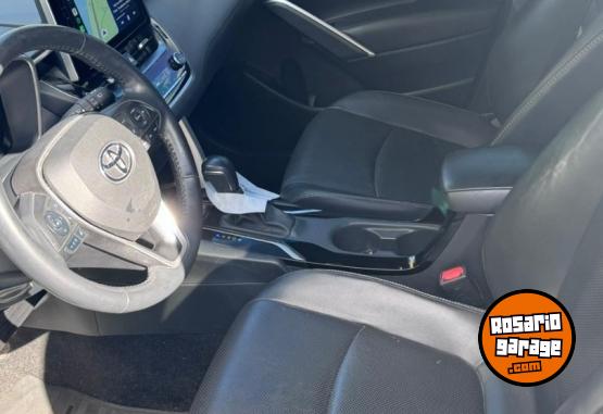 Autos - Toyota Corolla Cross SEG HEV A/T 2023 Electrico / Hibrido 35000Km - En Venta
