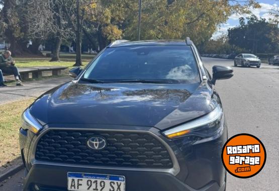 Autos - Toyota Corolla Cross SEG HEV A/T 2023 Electrico / Hibrido 35000Km - En Venta