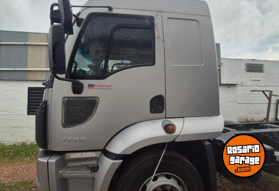 Camiones y Grúas - Vendo Ford Cargo 1722 - En Venta