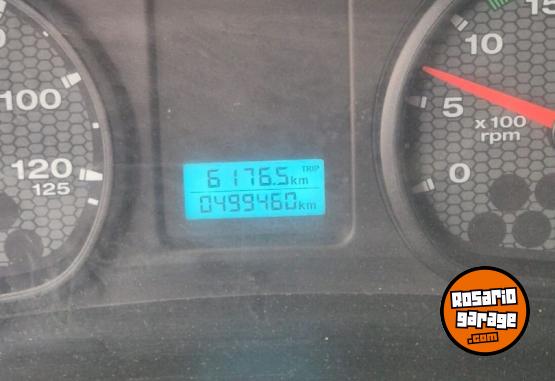 Camiones y Grúas - Vendo Ford Cargo 1722 - En Venta