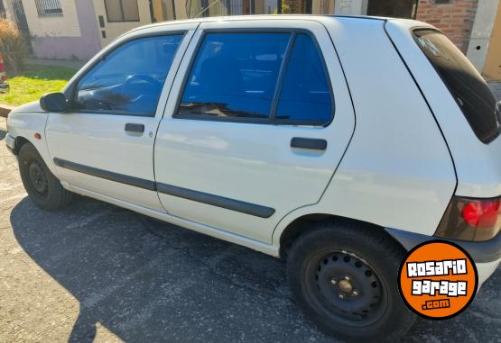 Autos - Renault Clio RN 1996 Nafta 181000Km - En Venta