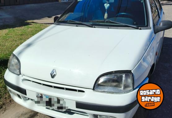 Autos - Renault Clio RN 1996 Nafta 181000Km - En Venta