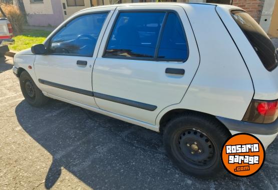 Autos - Renault Clio RN 1996 Nafta 181000Km - En Venta