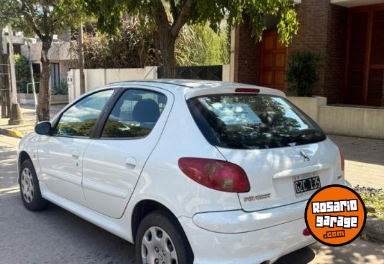 Autos - Peugeot 206 2008 Nafta 85000Km - En Venta
