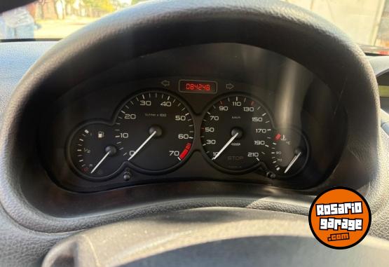 Autos - Peugeot 206 2008 Nafta 85000Km - En Venta