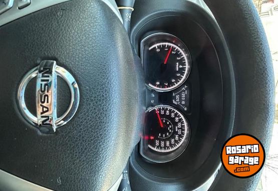 Autos - Nissan Versa 1.6 Sense 2018 Nafta 140000Km - En Venta