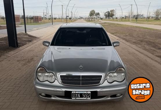 Autos - Mercedes Benz C220 2002 Diesel 179000Km - En Venta
