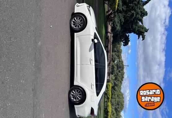 Autos - Toyota Corolla 2024 Nafta 22000Km - En Venta