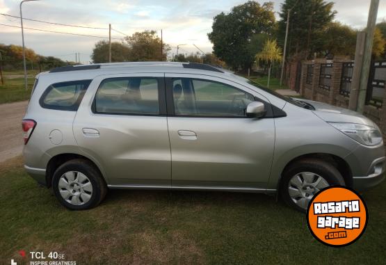 Autos - Chevrolet Spin 2014 Nafta 127000Km - En Venta