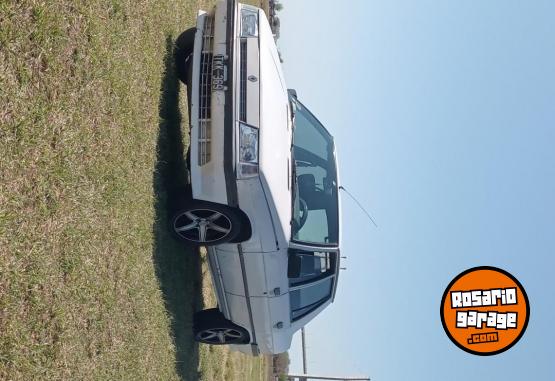 Autos - Renault 9 1993 GNC 227000Km - En Venta