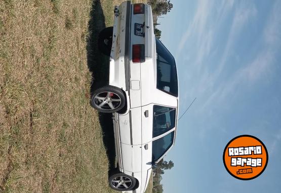 Autos - Renault 9 1993 GNC 227000Km - En Venta