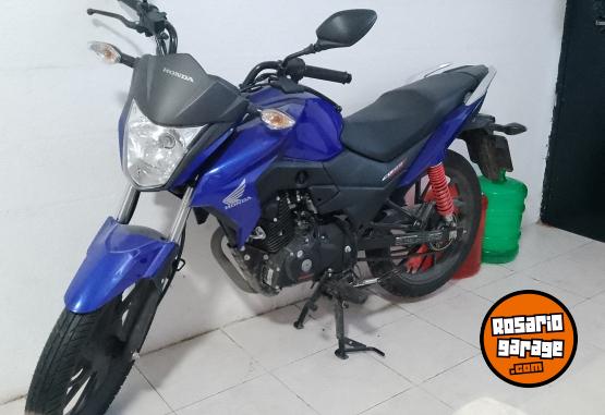 Motos - Honda Twister 125 2024 Nafta 2000Km - En Venta