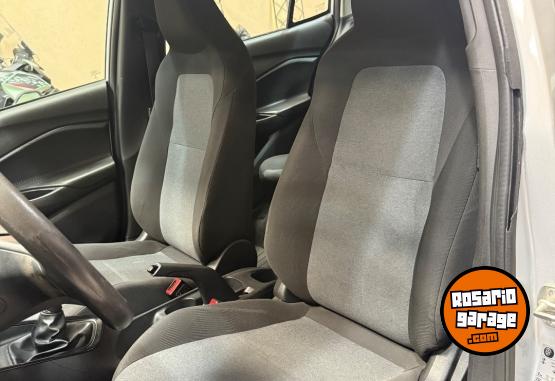 Autos - Chevrolet Ónix 2020 Nafta 70000Km - En Venta