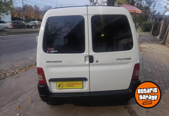 Utilitarios - Peugeot PARTNER FURGÓN 2013 Diesel 111111Km - En Venta