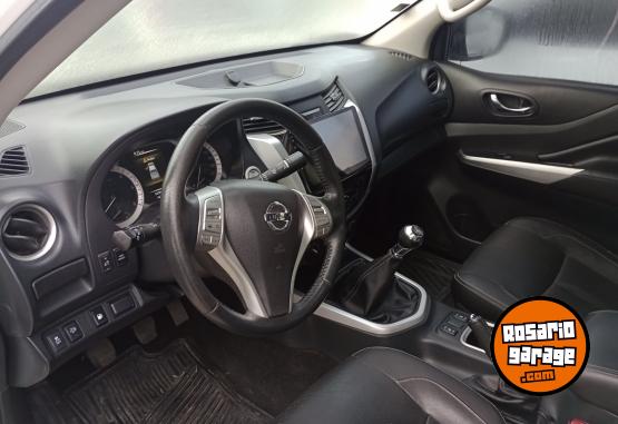Camionetas - Nissan Frontier 2.3 4x4 NP 300 2018 Diesel 140000Km - En Venta