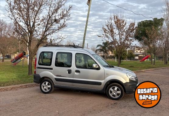 Utilitarios - Renault Kangoo 2017 Nafta 38000Km - En Venta