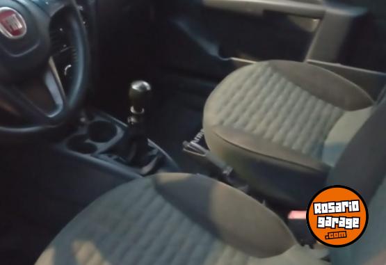 Camionetas - Fiat Strada Adventure 2014 GNC 198100Km - En Venta