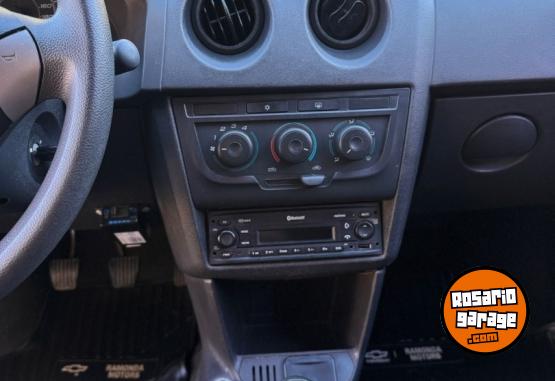 Autos - Chevrolet CELTA LT 2016 GNC 68000Km - En Venta