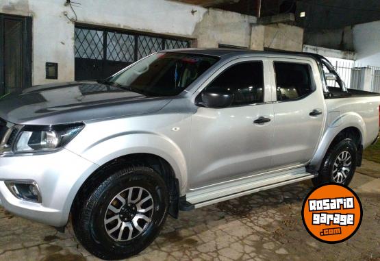 Camionetas - Nissan Np300 2020 Diesel 124000Km - En Venta