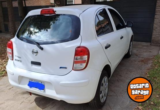Autos - Nissan March 2012 Nafta 63000Km - En Venta