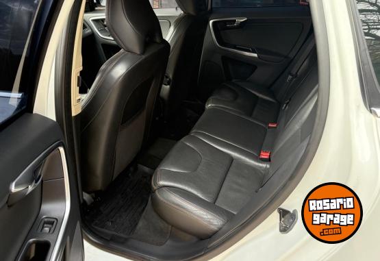 Camionetas - Volvo Xc60 2012 Nafta 183000Km - En Venta