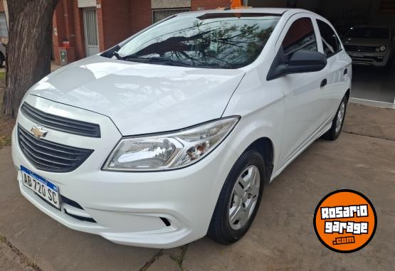 Autos - Chevrolet ONIX JOY 2017 Nafta 102000Km - En Venta