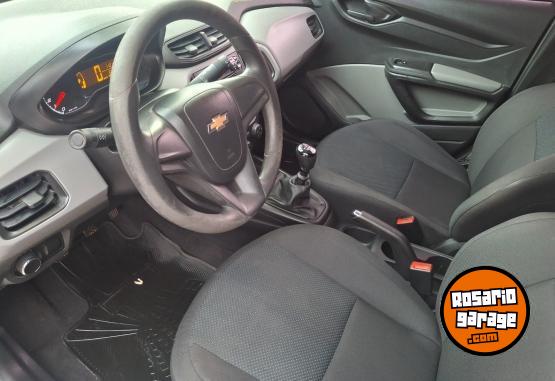 Autos - Chevrolet ONIX JOY 2017 Nafta 102000Km - En Venta