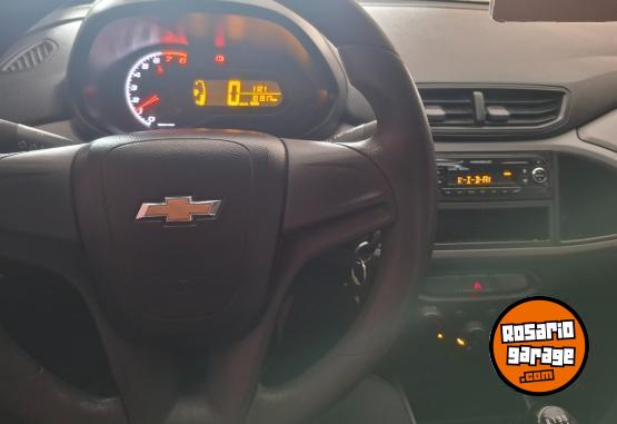 Autos - Chevrolet ONIX JOY 2017 Nafta 102000Km - En Venta