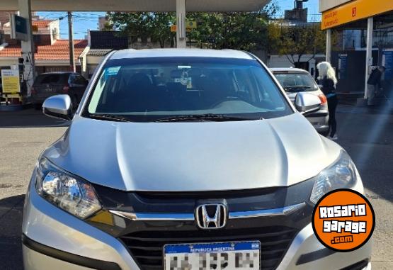 Autos - Honda HRV LX AT 2016 Nafta 50000Km - En Venta