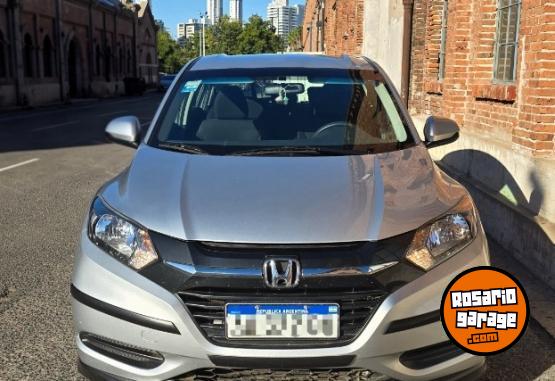 Autos - Honda HRV LX AT 2016 Nafta 50000Km - En Venta
