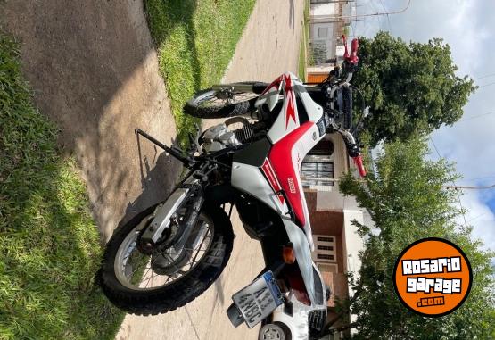 Motos - Honda Tornado 2020 Nafta 12300Km - En Venta