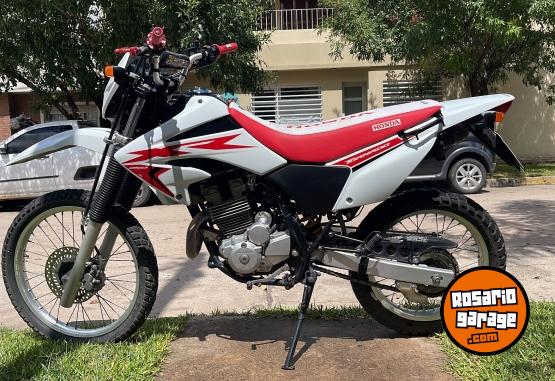 Motos - Honda Tornado 2020 Nafta 12300Km - En Venta