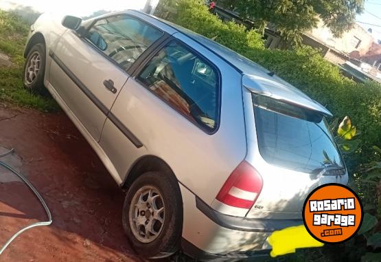Autos - Volkswagen Gol 2004 Nafta 150000Km - En Venta