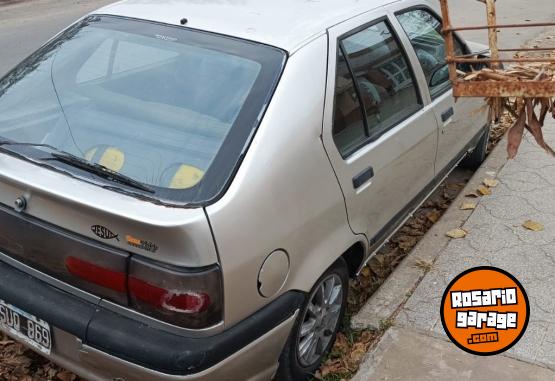 Autos - Renault 19 1994 GNC 111111Km - En Venta
