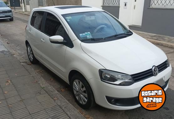 Autos - Volkswagen Fox highline 2013 Nafta 97000Km - En Venta