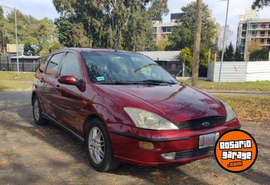 Autos - Ford Focus 2000 Nafta 10101Km - En Venta